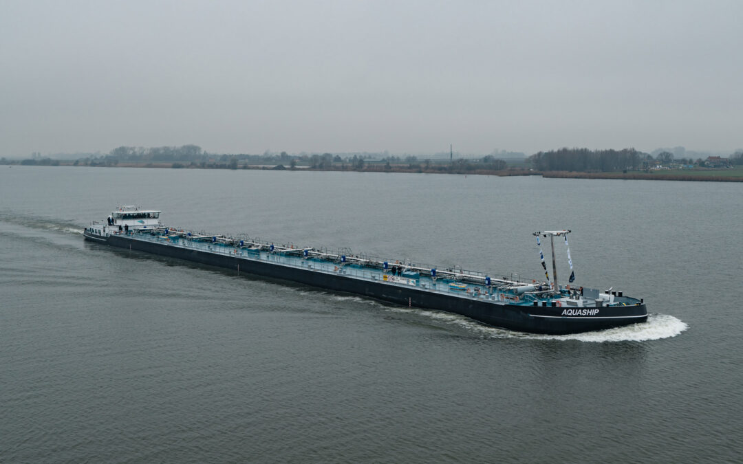Aquaship